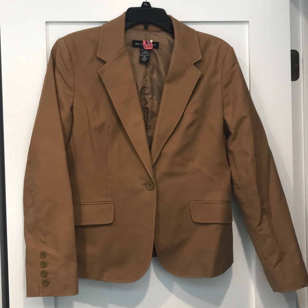 New York Company blazer size 14 tan